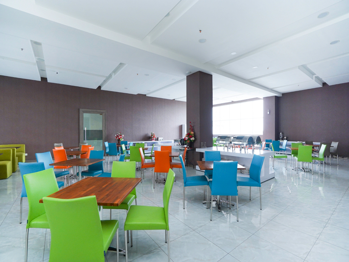 Food & Drinks 3, Capital O 2677 My Tower Apartment, Surabaya