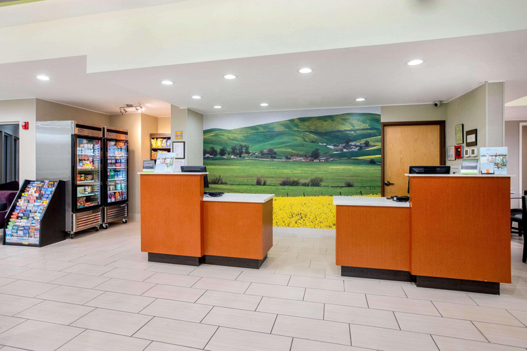 Public Area 2, La Quinta Inn by Wyndham Livermore, Alameda
