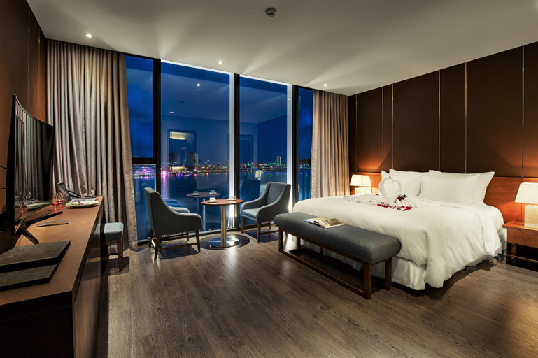 Exterior & Views 3, Avora Hotel, Da Nang