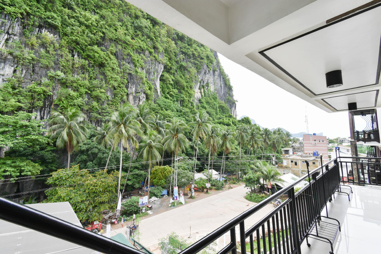 Public Area 3, Swiftlets Inn, El Nido