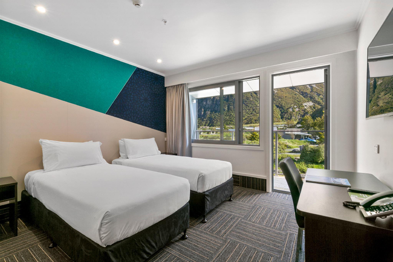 Bedroom 3, Mt Cook Lodge & Motels, Mackenzie