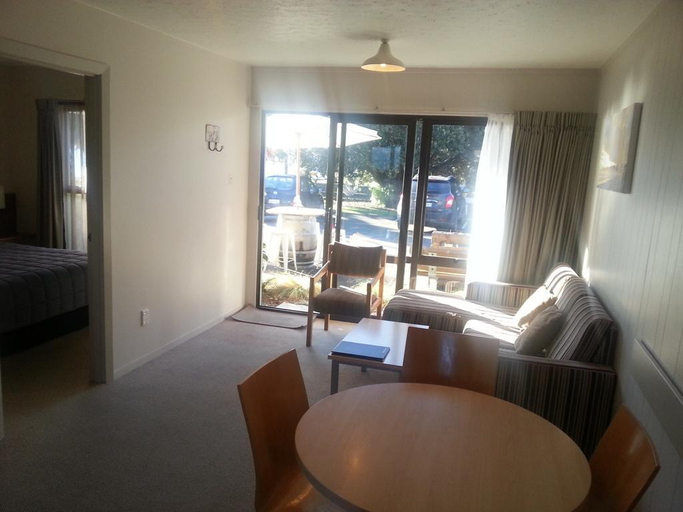 Bedroom 2, Akaroa Waterfront Motel, Christchurch