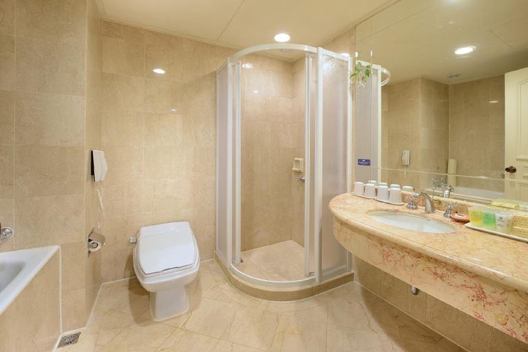 Bathroom 5, Le Midi Hotel, Nantou