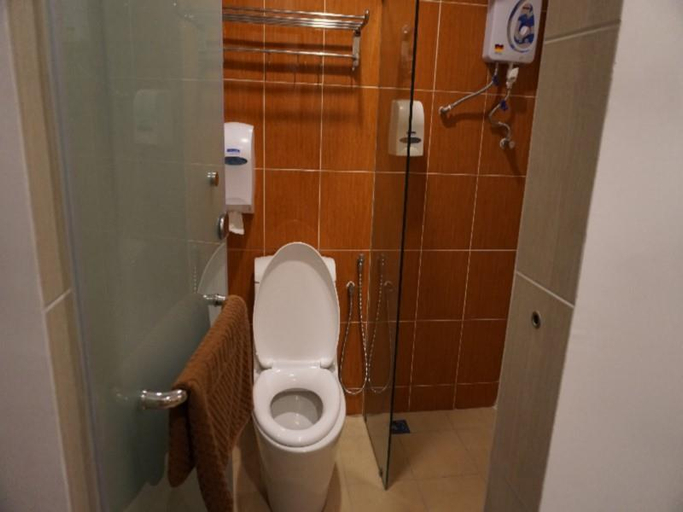 Bathroom 5, Hotel Kristal, Perak Tengah