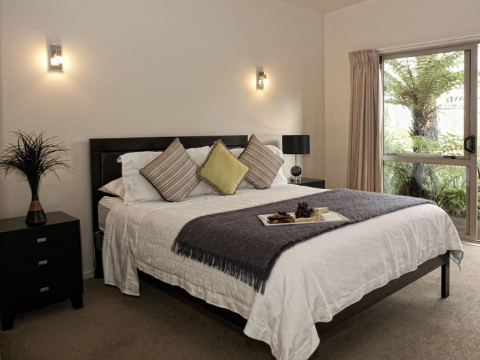 Bedroom 2, B&B@The Redwoods, Rotorua