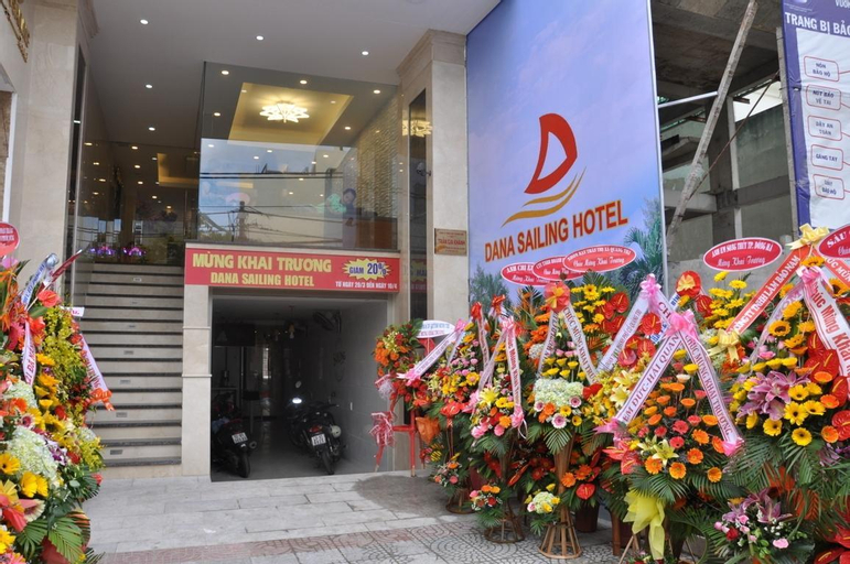 Dana Sailing Hotel, Sơn Trà