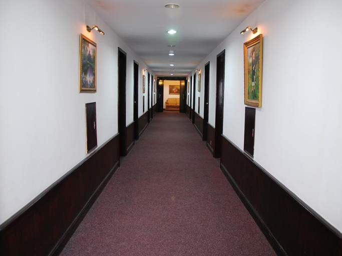Public Area 3, Capital Garden Hotel, Đống Đa
