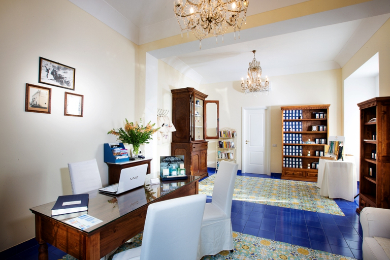 Public Area 2, Palazzo Margherita Positano, Salerno