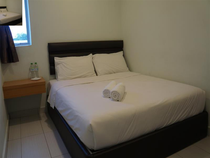 Bedroom 2, H3 Hotel, Batu Pahat