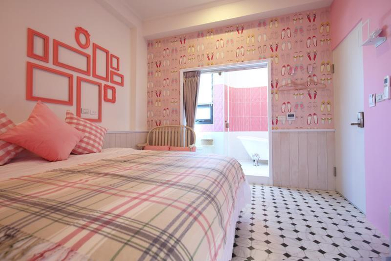 Bedroom 4, 1999 Bed And Breakfast, Hualien