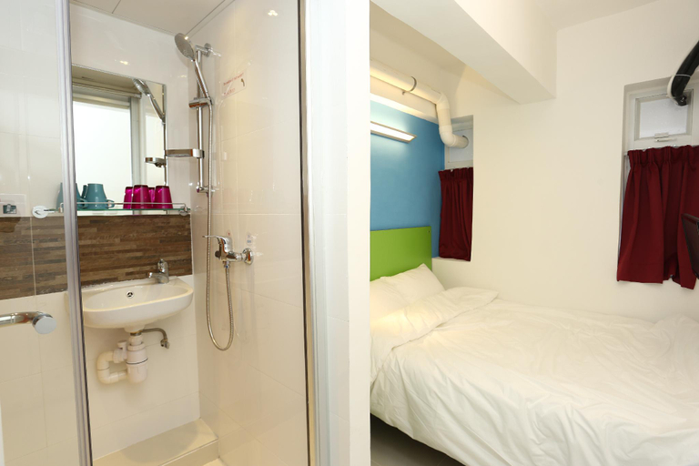 Bedroom 2, Super Inn, Kowloon