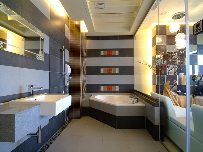 Bathroom 4, Lake View Hotel, Nantou