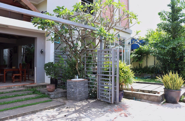 Public Area 3, Neakru Guesthouse and Restaurant, Kampot