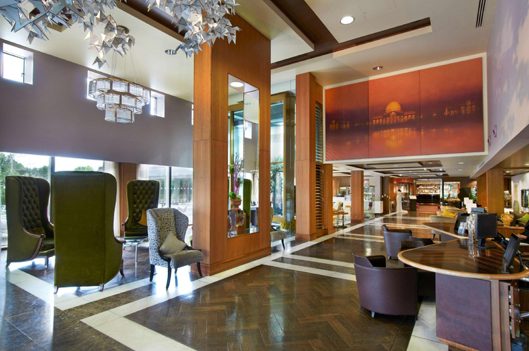 Public Area 4, Hilton London Syon Park, London