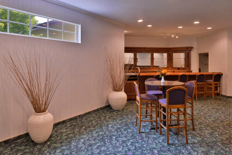 Others 5, Hotel Arcata, Humboldt