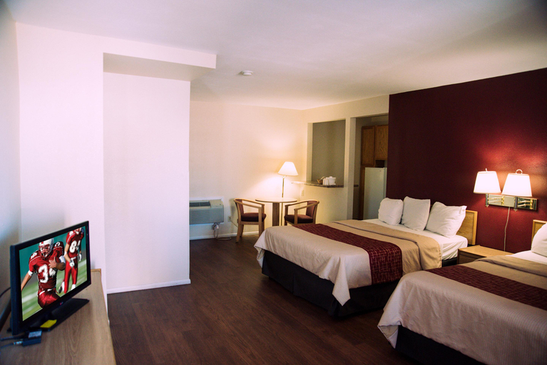 Bedroom 3, Red Roof Inn Blythe, Riverside