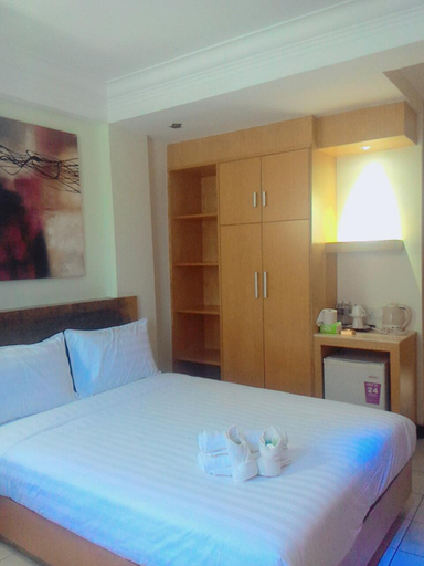 Bedroom 2, Fratini's Hotel, Labuan