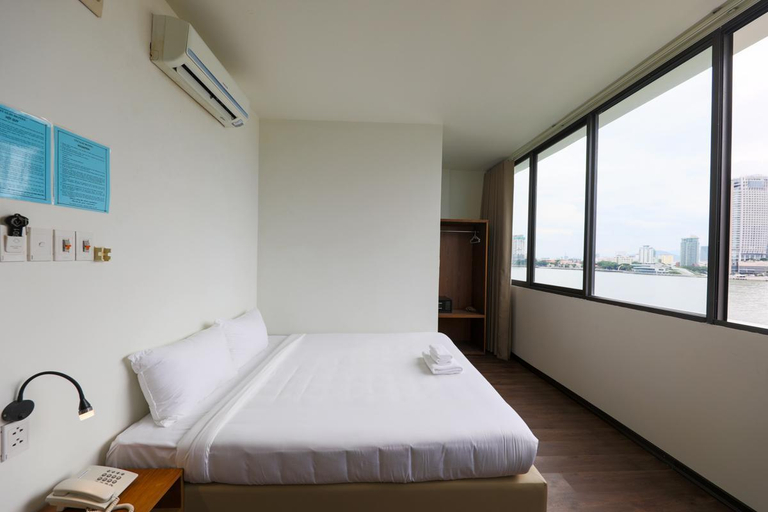 Bedroom 5, Vitalis Riverside Hotel, Da Nang