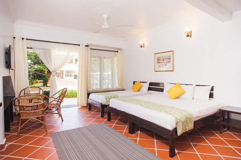 Bedroom 3, Anjungan Beach Resort, Manjung