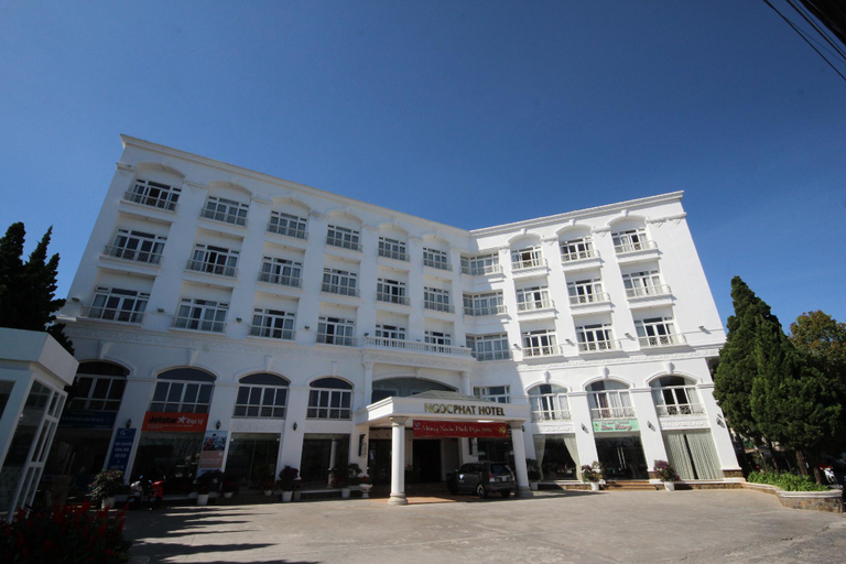 Exterior & Views 2, Ngoc Phat Dalat Hotel, Đà Lạt