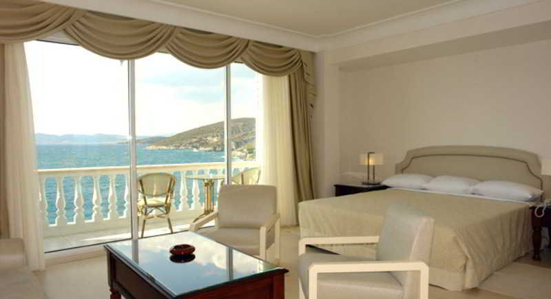 Bedroom 4, Kismet Hotel, Kuşadası