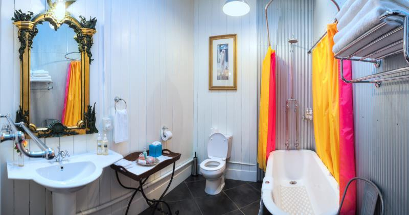 Bathroom 4, The Factory, Kaikoura