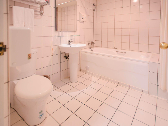 Bathroom 4, i-Deal Hotel, Taichung