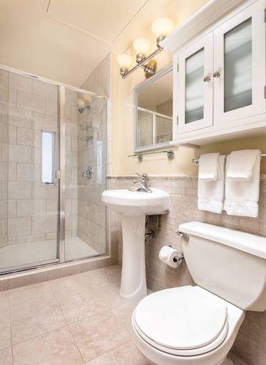 Bathroom 4, WorldMark Seattle The Camlin, Seattle