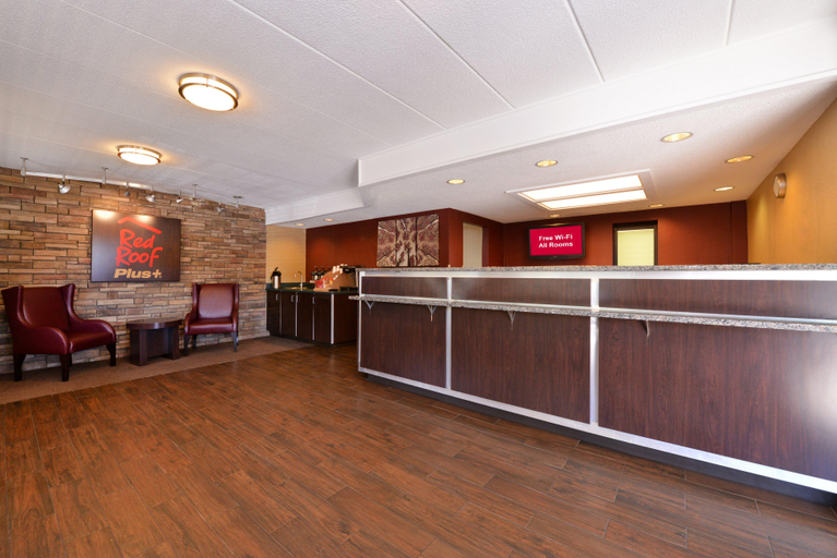 Public Area 2, Red Roof PLUS+ Secaucus - Meadowlands - NYC, Secaucus