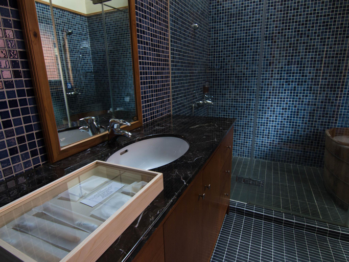 Bathroom 1, Chan Shuo The Pavilion of Phoenix, Nantou