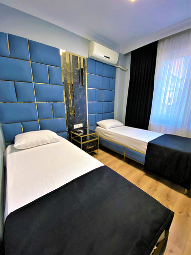 Bedroom 3, Orange Airport Hotel, Bakırköy