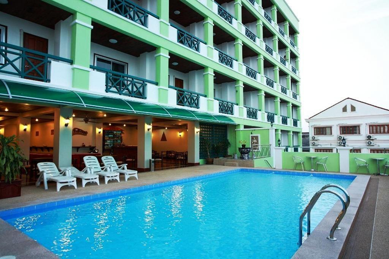 Sport & Beauty 2, Vansana Riverside Hotel, Vientiane
