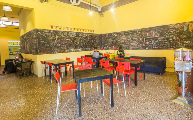 Public Area 2, The Hive Singapore Hostel, Singapore
