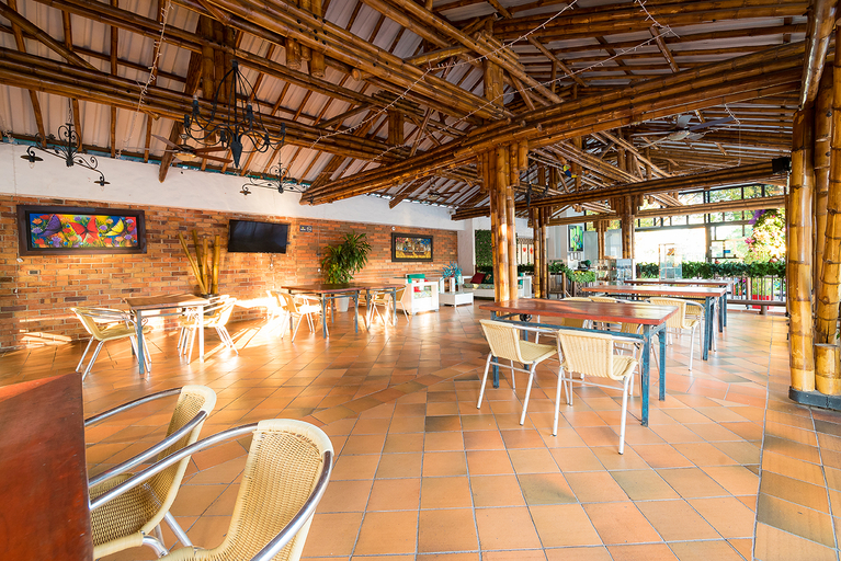Food & Drinks, Hotel Vanguardia Real, Restrepo