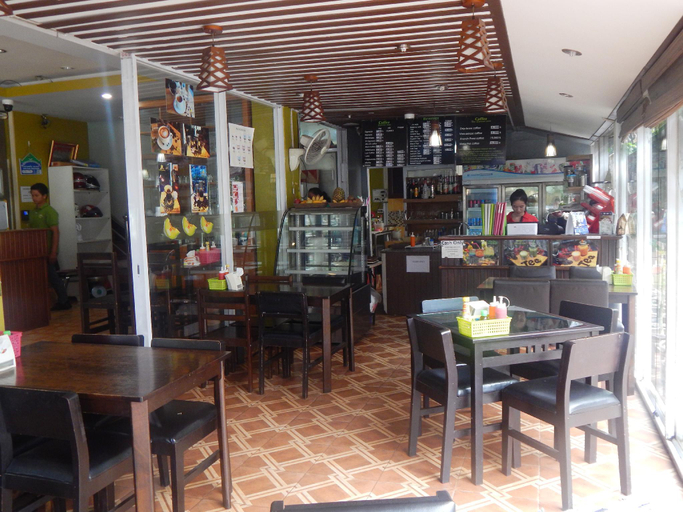 Food & Drinks 4, Mixok Inn, Vientiane