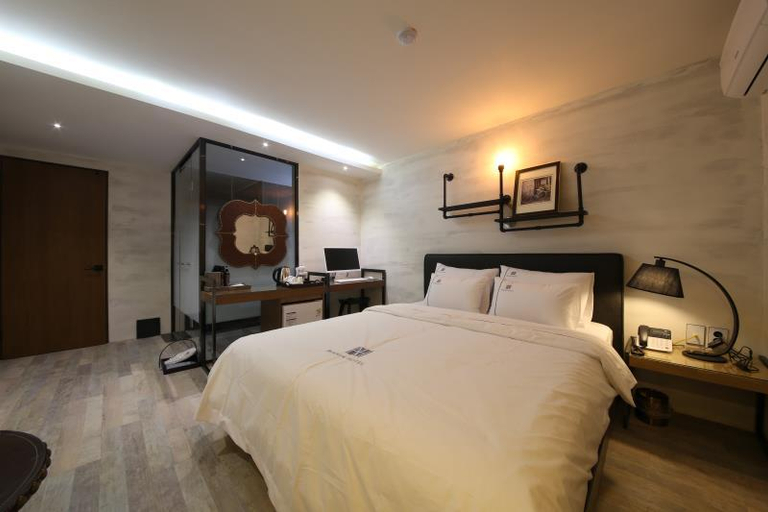 Bedroom 3, Avenue Hotel, Jeonju