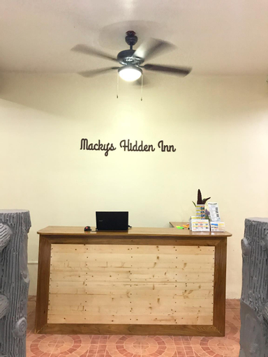 Public Area 5, Macky's Hidden Inn, Coron