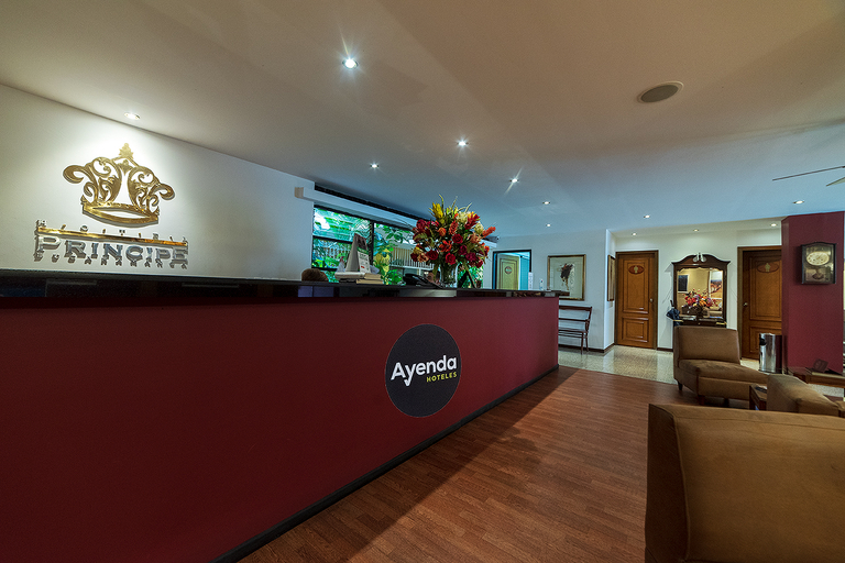 Public Area 2, Ayenda 1502 Principe, Bucaramanga