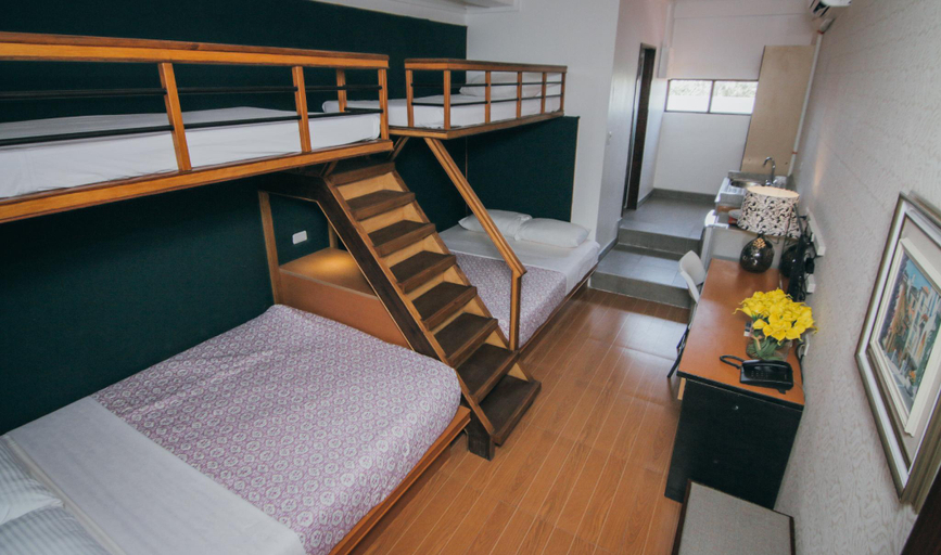 Exterior & Views 3, Amaris Bed & Breakfast, Lapu-Lapu City