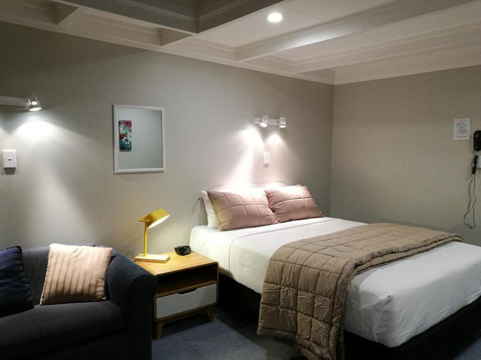 Bedroom 3, Phoenix Resort, Taupo