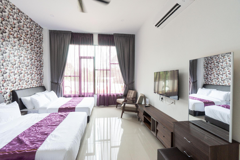 Bedroom 3, Rock Mountain, Raub