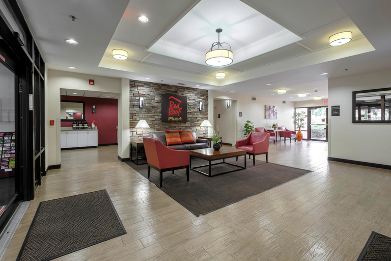Public Area 3, Red Roof Inn PLUS+ Gainesville, Alachua
