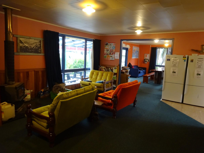 Public Area 3, Glow Worm Accommodation - Hostel, Westland