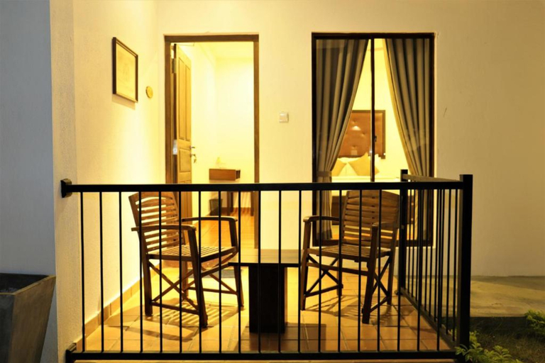 Others 5, Arana by Forest Trails, Thissamaharama