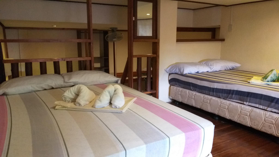 Bedroom 2, Novie's Tourist Inn, El Nido