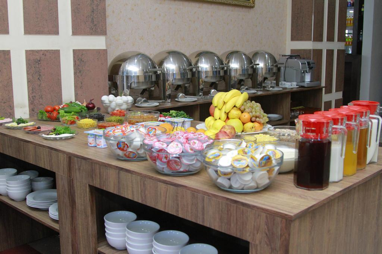 Food & Drinks 4, Meridian Termez, Termiz