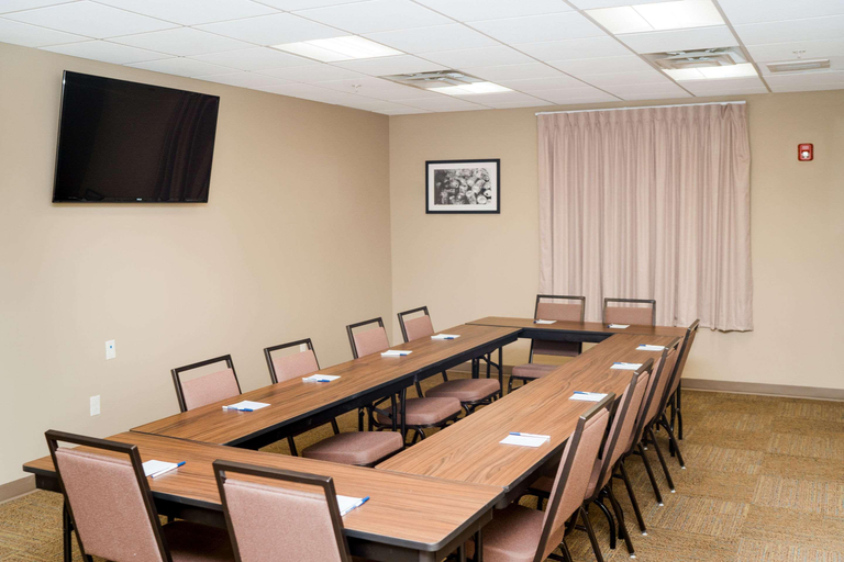 Others 3, Mainstay Suites, Obion