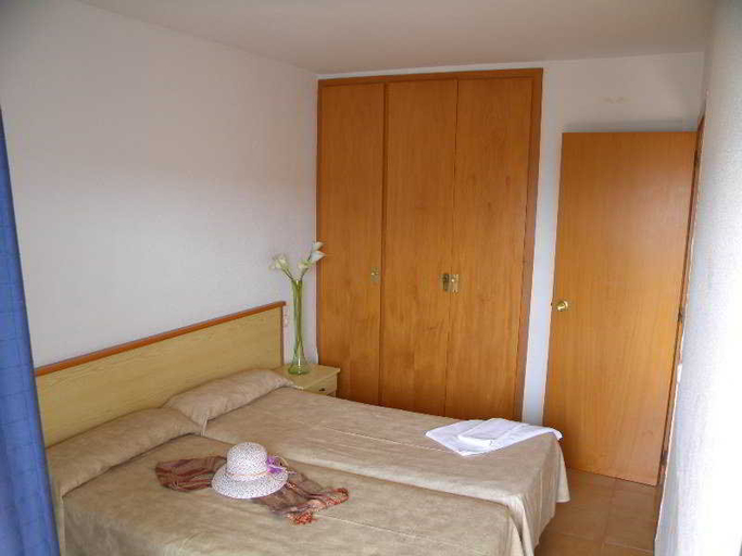 Bedroom, DOMuum Holidays - CORDOBA Apartments, Tarragona