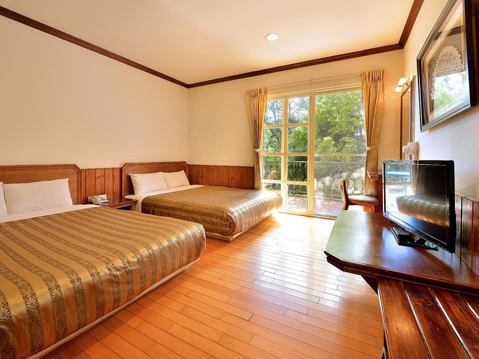 Bedroom 2, Linshing Garden Resort I, Nantou