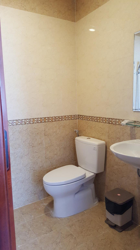 Bathroom 5, Nam Xuan Premium Hotel, Đà Lạt
